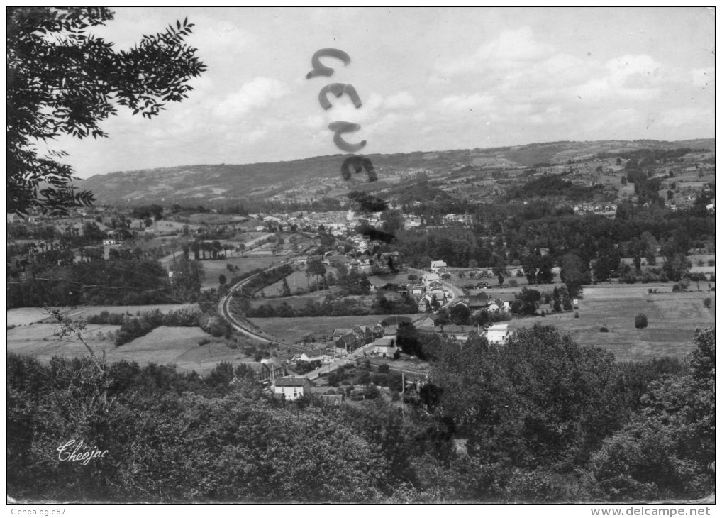 19 -  SAINT AULAIRE  LES QUATRE CHEMINS - VUE GENERALE EN DIRECTION D' OBJAT - Autres & Non Classés