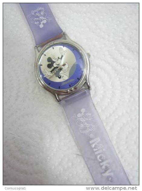 Disney Mickey Mouse Quartz WATCH - Other & Unclassified