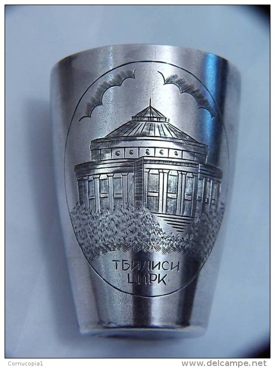 \""TBILISI CIRCUS\" RUSSIAN 875 SILVER ENGRAVED CUP - Silberzeug