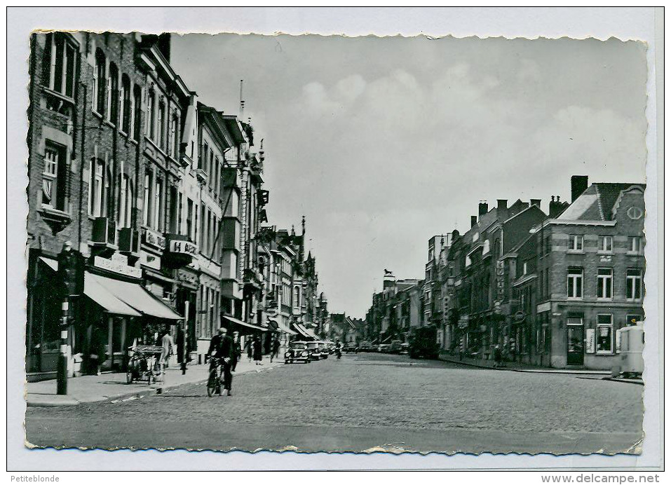 (J312) - Roeselare : Ooststraat / Roulers : Rue De L´Est + Petite Animation - Roeselare