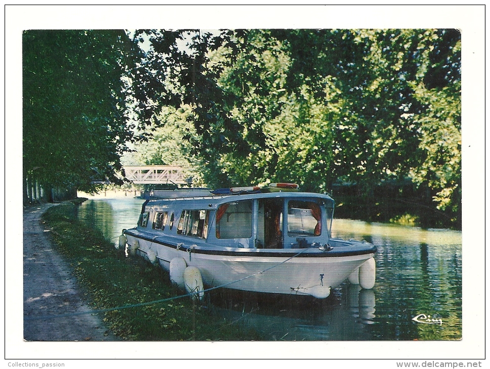 Cp, 34, Capestang, Sur Le Canal Du Midi, Port De Plaisance, Voyagée 1982 - Capestang