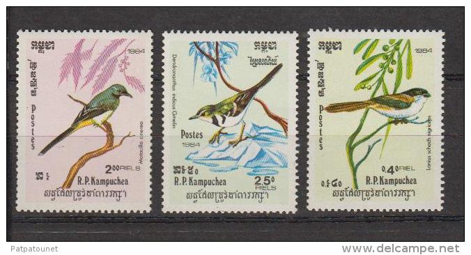 Kampuchéa YV 485; 9/0 N 1984 Oiseaux - Sperlingsvögel & Singvögel