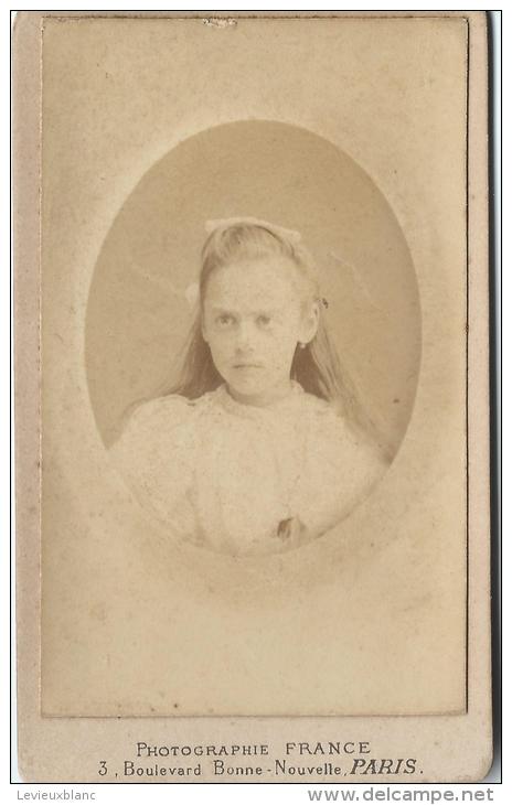 Photo Montée Sur Carton/Buste D'Adolescente/Photographie FRANCE/Paris/ 1896    PH156 - Anciennes (Av. 1900)