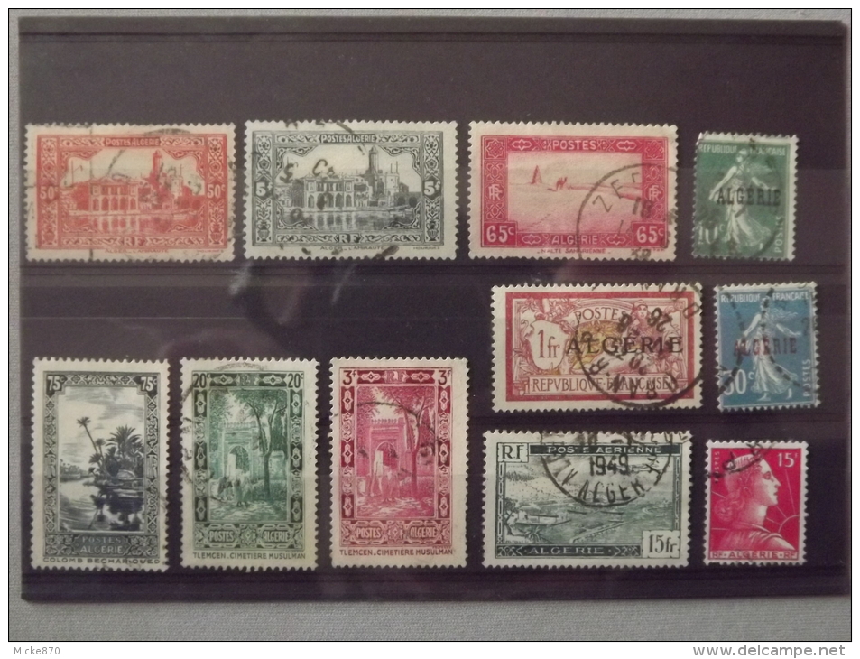 Lot N°631 Lot De 11 Timbres Oblitérés D´algérie - Collections, Lots & Series