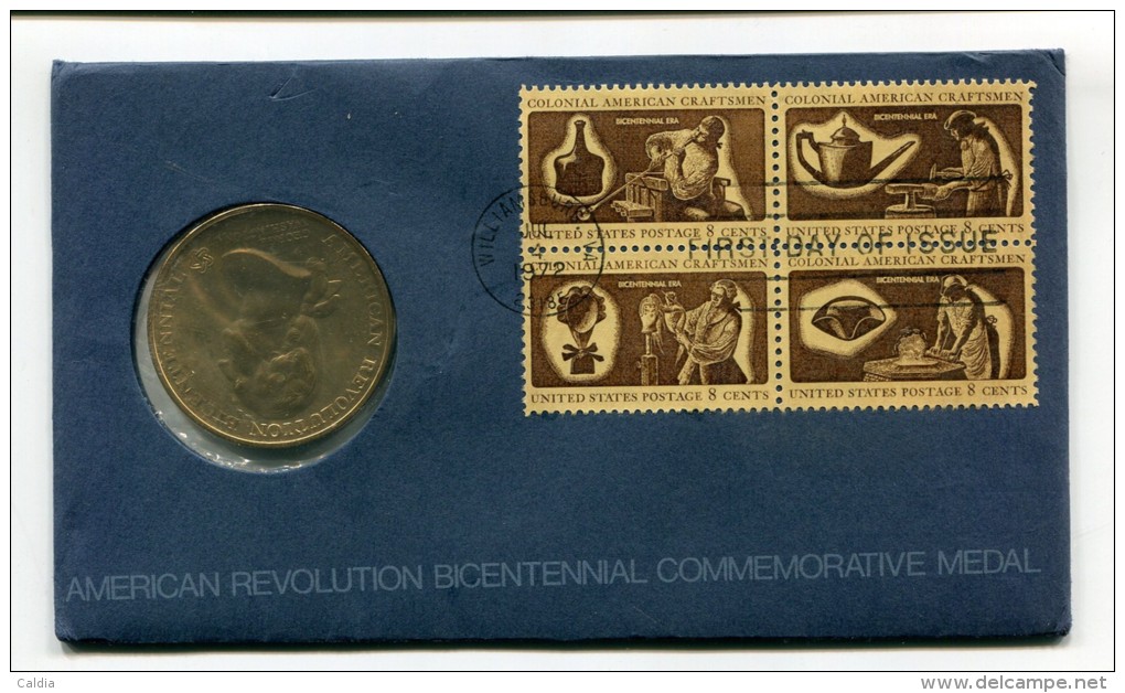 Etats - Unis USA " Bicentennial Commemorative Medal + Stamps "" 1776 - 1976 FDC / BU / UNC - Collections