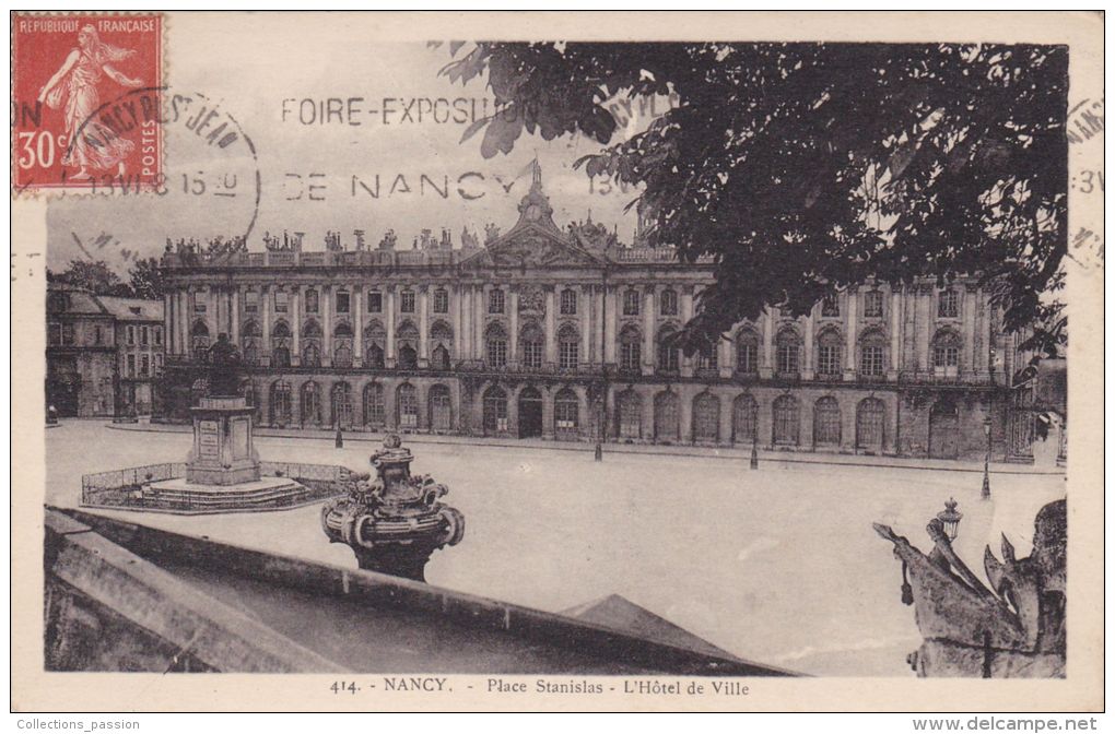 Cp , 54 , NANCY , Place Stanislas , L'Hôtel De Ville - Nancy