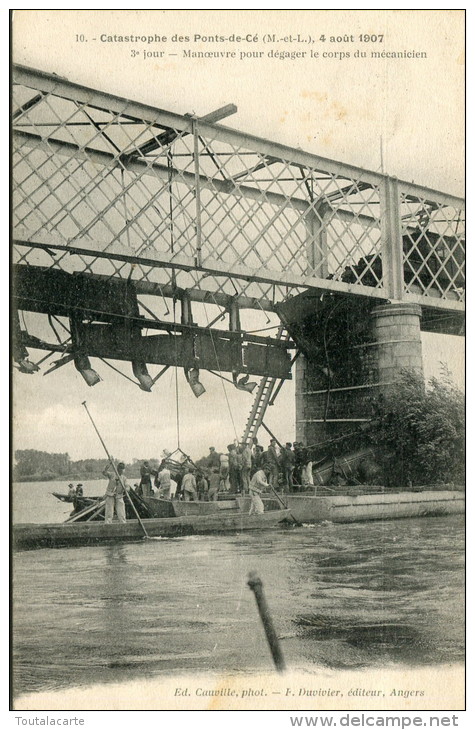 CPA 49 PONTS DE CE DU 4 AOUT 1907 3 JOUR POUR DÉGAGER LE CORPS DU MÉCANICIEN - Les Ponts De Ce