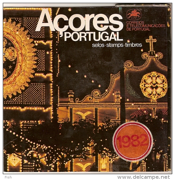 Portugal ** & Carteira Anual, Açores, Tudo Em Selos 1982 (867) - Full Years