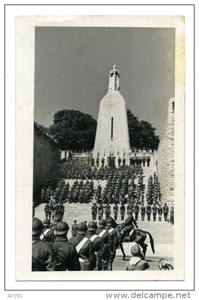 Photo Carte  Verdun Cérémonie Pour Les Commémorations De La Bataille De Verdun - Monumenti Ai Caduti