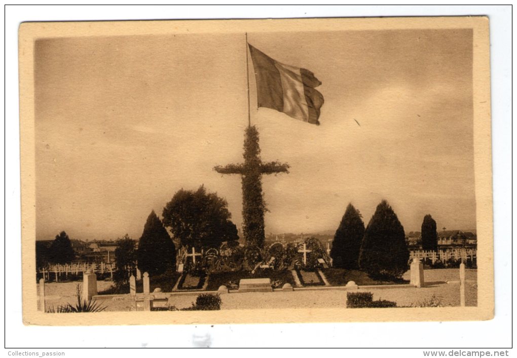 Cp , Militaria ,tombe Des 7 Soldats Inconnus , VERDUN , Cimetière Militaire Du Faubourg Pavé , Vierge , Ed : HS - Cimetières Militaires