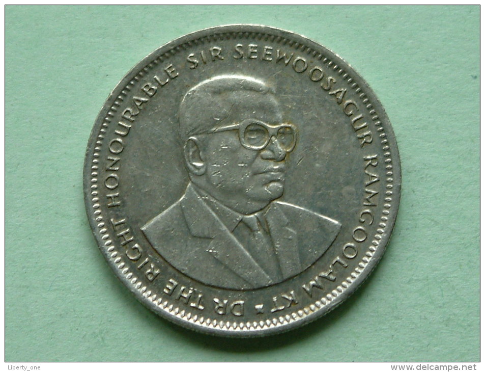 1997 - ONE RUPEE - KM 55 ( Uncleaned Coin / For Grade, Please See Photo ) !! - Maurice