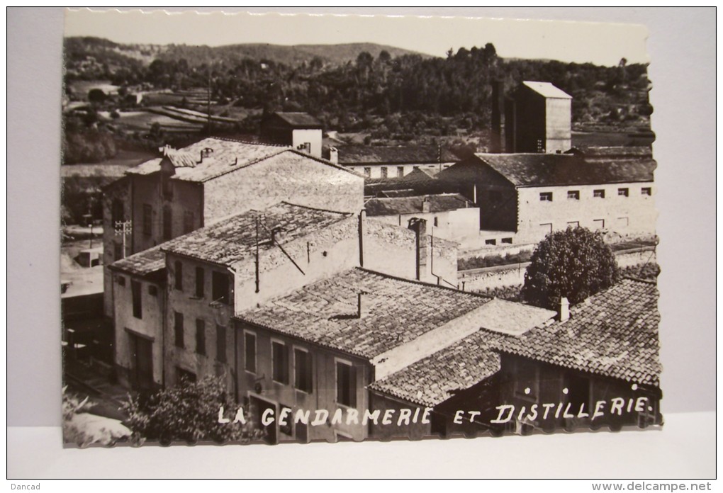 CARCES  -LA GENDARMERIE ET DISTILLERIE ( Mignonette) - Carces