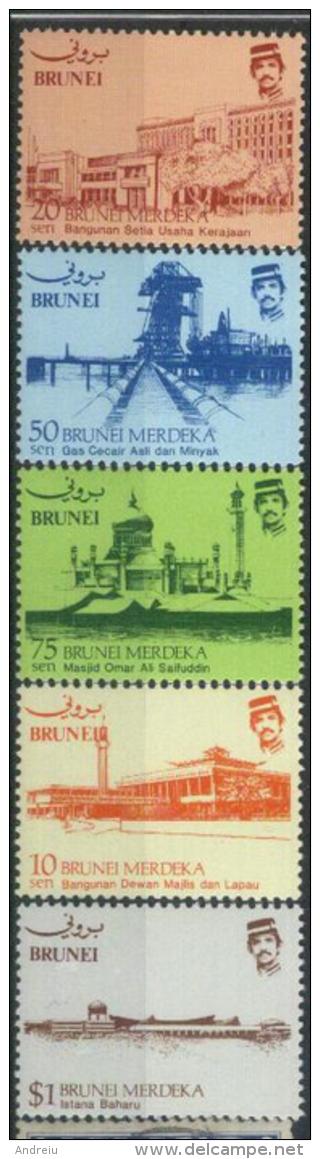 1984  Brunei - Independence , Industry, Buildings, Mosque 5v. SG 340/345 MNH - Moscheen Und Synagogen