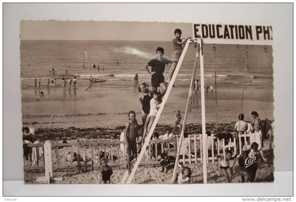 ST  AUBIN SUR MER  - L´ Heure Du Bain - Saint Aubin