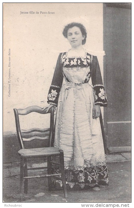 29 JEUNE FILLE DE PONT AVEN - Pont Aven