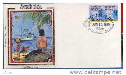 Cueillette Des Noix De Coco,  Aux Iles Marshall.  1 FDC 1985 - Marshall Islands