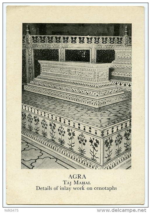 INDIA : AGRA - TAJ MAHAL, DETAIL OF INLAY WORK ON CENOTAPHS - India