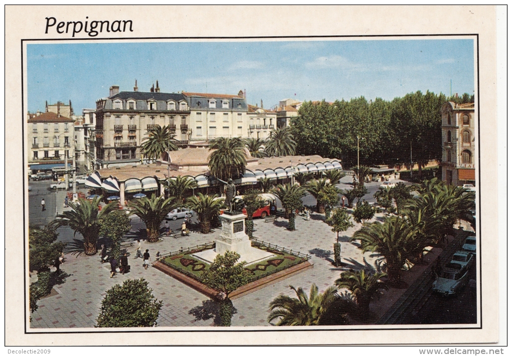 BF273 Roussillon Perpignan La Place Arago    2 Scans - Roussillon