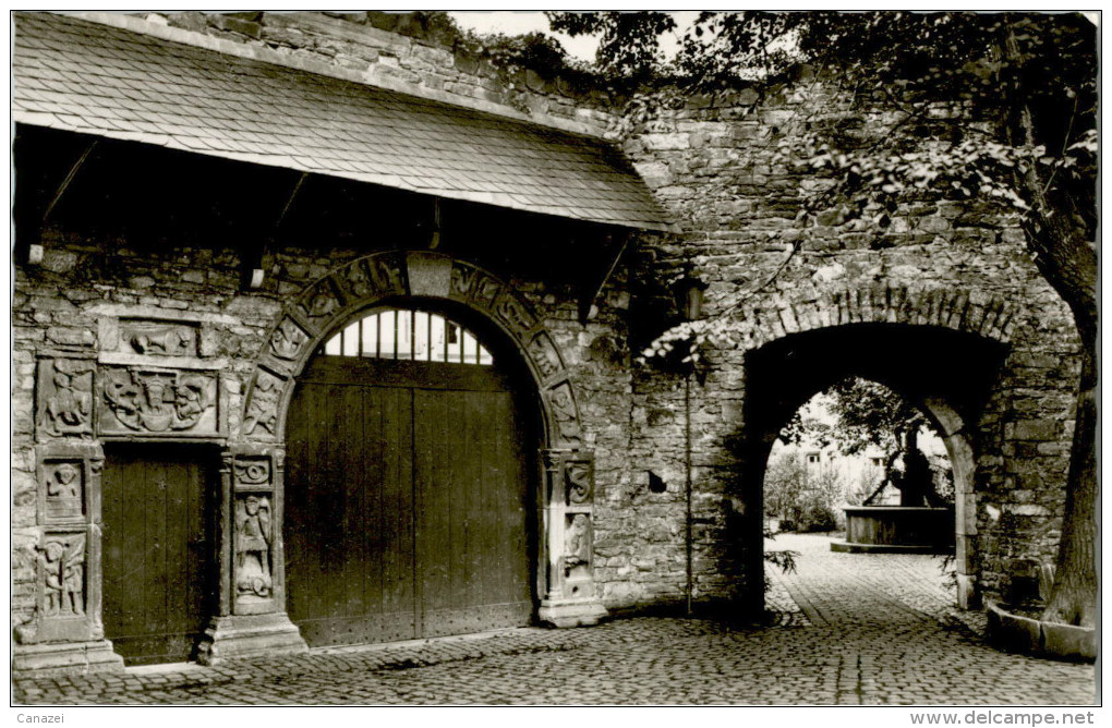 AK Remagen, Romanisches Portal Mit Marienbrunnen, Ung - Remagen