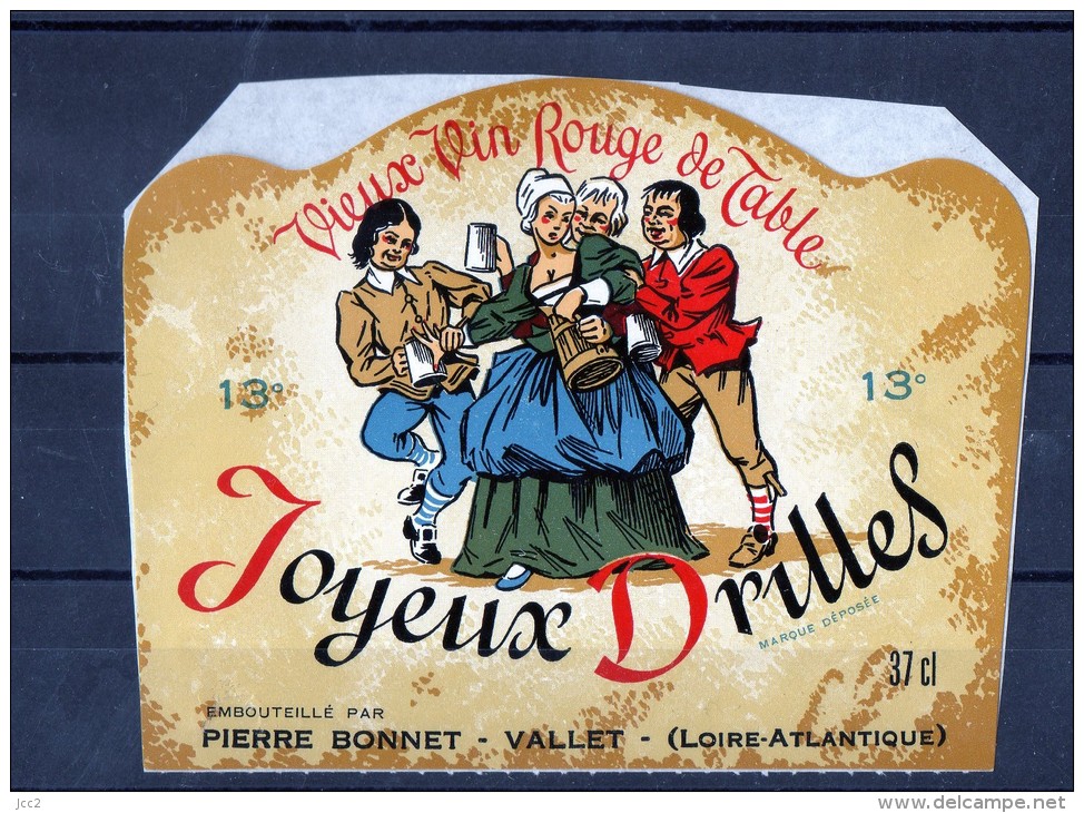 LES FEMMES ET LE VIN - (Etiquette Légèrement Collée Sur Feuille D´expo.) - Bellezza Femminile Stile Liberty