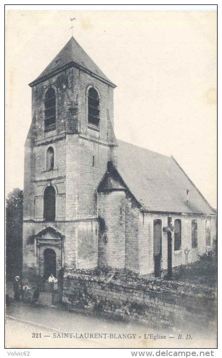 CPA Saint Laurent Blangy L'église - Saint Laurent Blangy