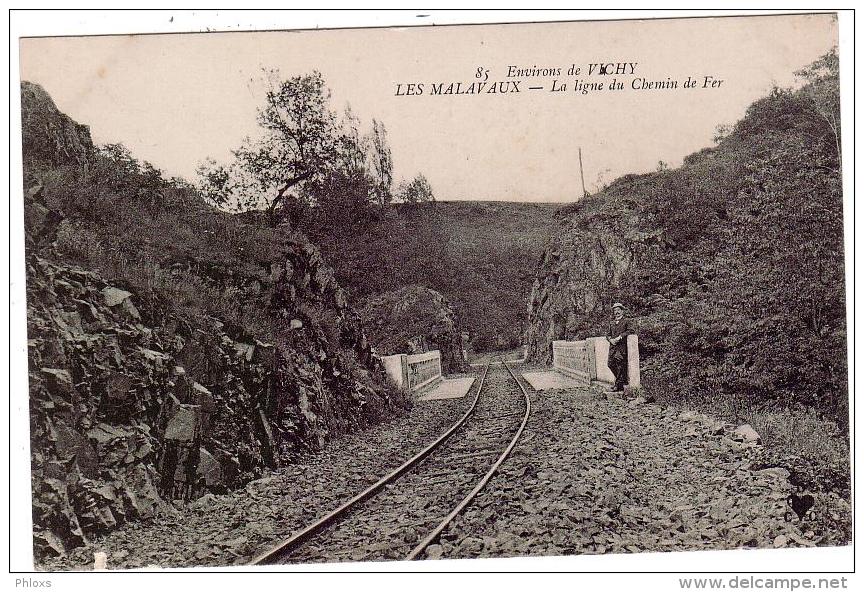 LES MALAVAUX/03/La Ligne Du Chemin De Fer/Réf:2167 - Autres & Non Classés