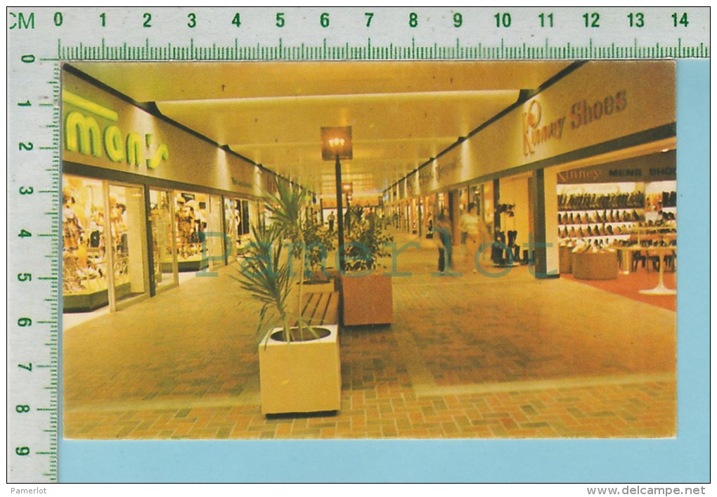 Manitoba Canada ( The Mail At The City Center Shopping   Thompson ) Cpm Post Card Carte Postale 2 Scans - Thompson
