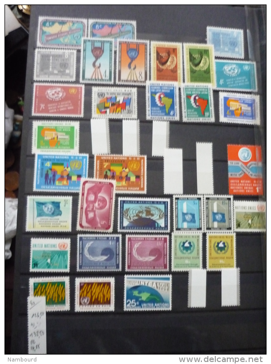 Classeur De Timbres Neufs Nations Unies Ney York Genève Vienne - Collections (with Albums)