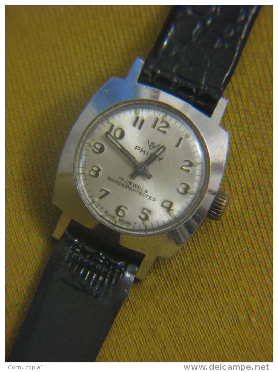 NICE PHILLY SHOCKPROTECTED WATERRESISTANT SWISS LADIES WATCH ~ 17 JEWELS - Autres & Non Classés