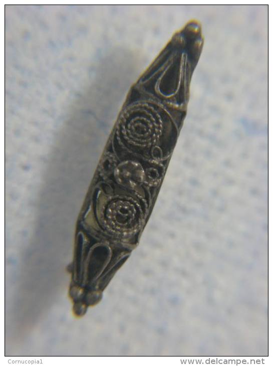 1930´ Filigree Silver MEZUZAH Pin With Klaf, Palestine - Etnica