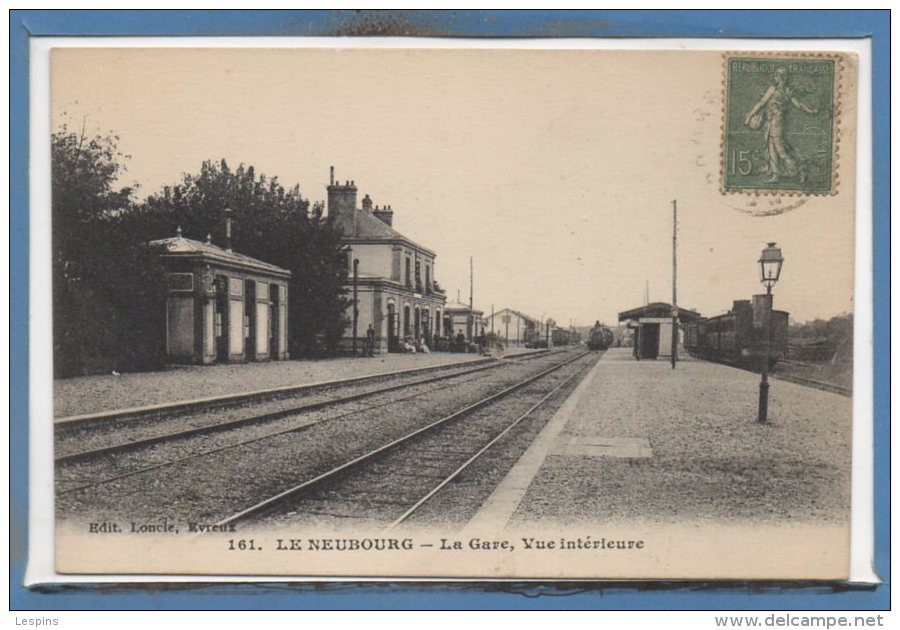 27 - Le NEUBOURG -- La Gare , Vue Intérieure - Le Neubourg