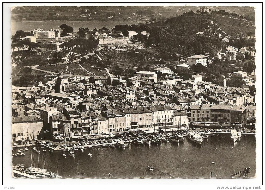 83 - SAINT-TROPEZ (Var) - Vue Aérienne - Editions J. COURCHET St-Tropez N° BA-32 - 1962 - Saint-Tropez