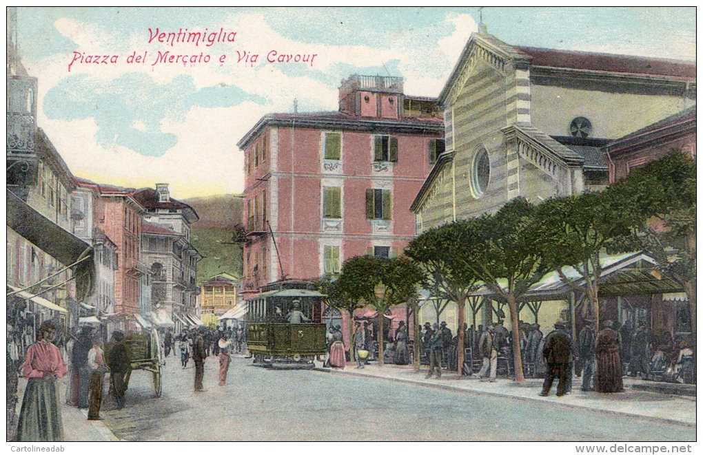 [DC6627] VENTIMIGLIA (IMPERIA) - PIAZZA DEL MERCATO E VIA CAVOUR - Old Postcard - Imperia