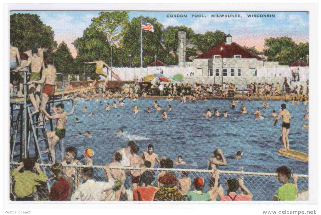 Gordon Swimming Pool Milwaukee Wisconsin Linen Postcard - Milwaukee