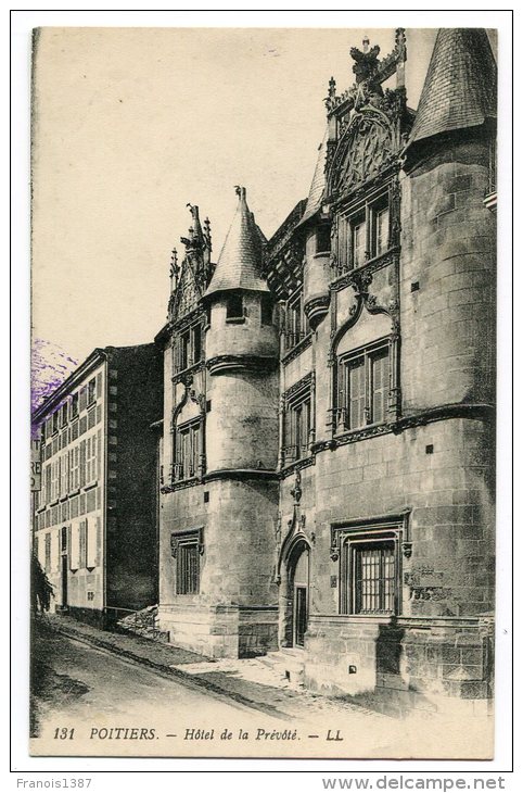 Ref 192 - POITIERS - Hôtel De La Prévôté - CACHET MILITAIRE 9è CORPS D'ARMEE N° 15 POITIERS LE MEDECIN CHEF - Guerre De 1914-18