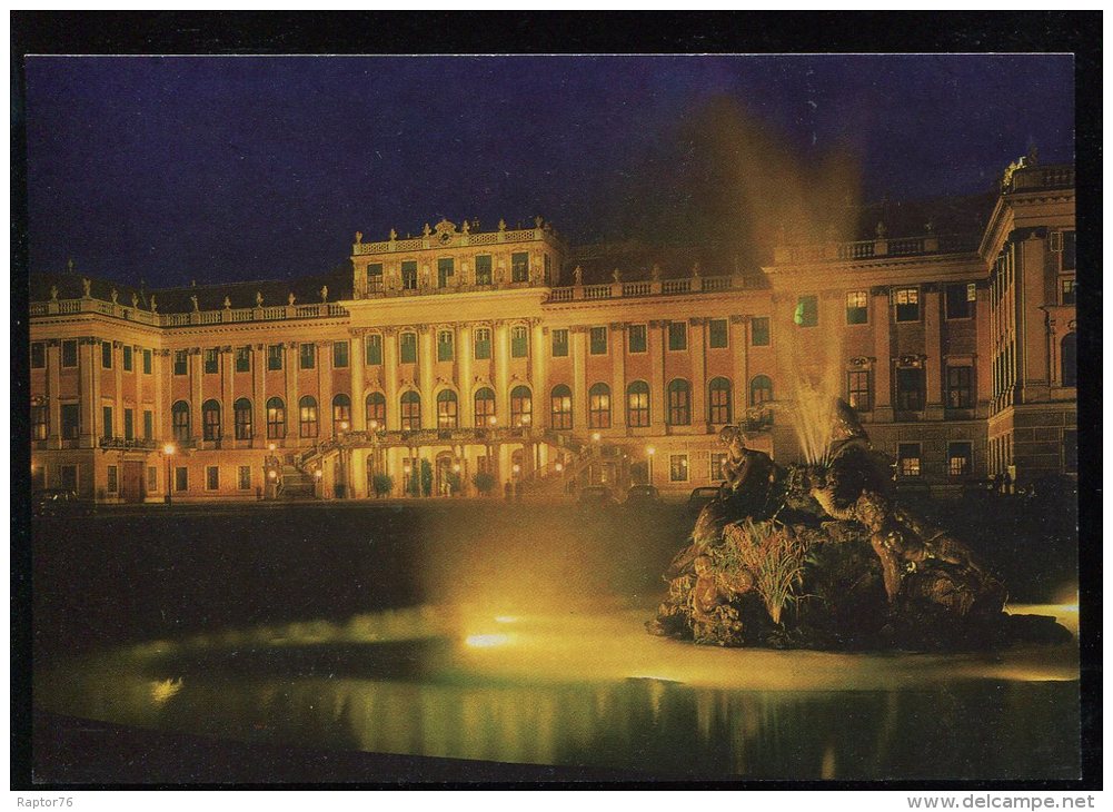 CPM Neuve Autriche WIEN VIENNE Le Château De Schoenbrunn Illuminé - Wien Mitte