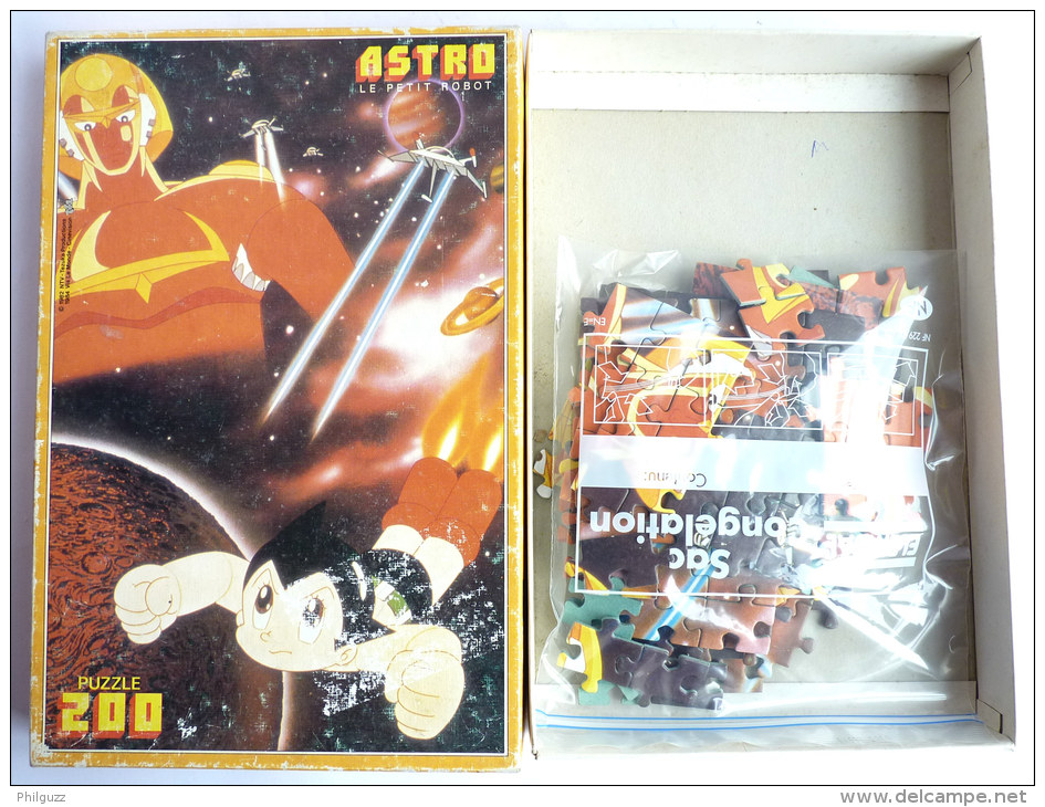 Puzzle R-G 1984 - ASTRO LE PETIT ROBOT - ASTRO Contre ATLAS 200 Pièces - Puzzels
