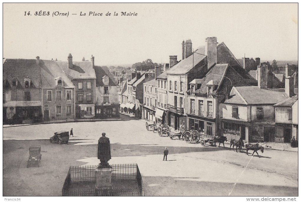 CPA - Sées - La Place De La Mairie - Sees