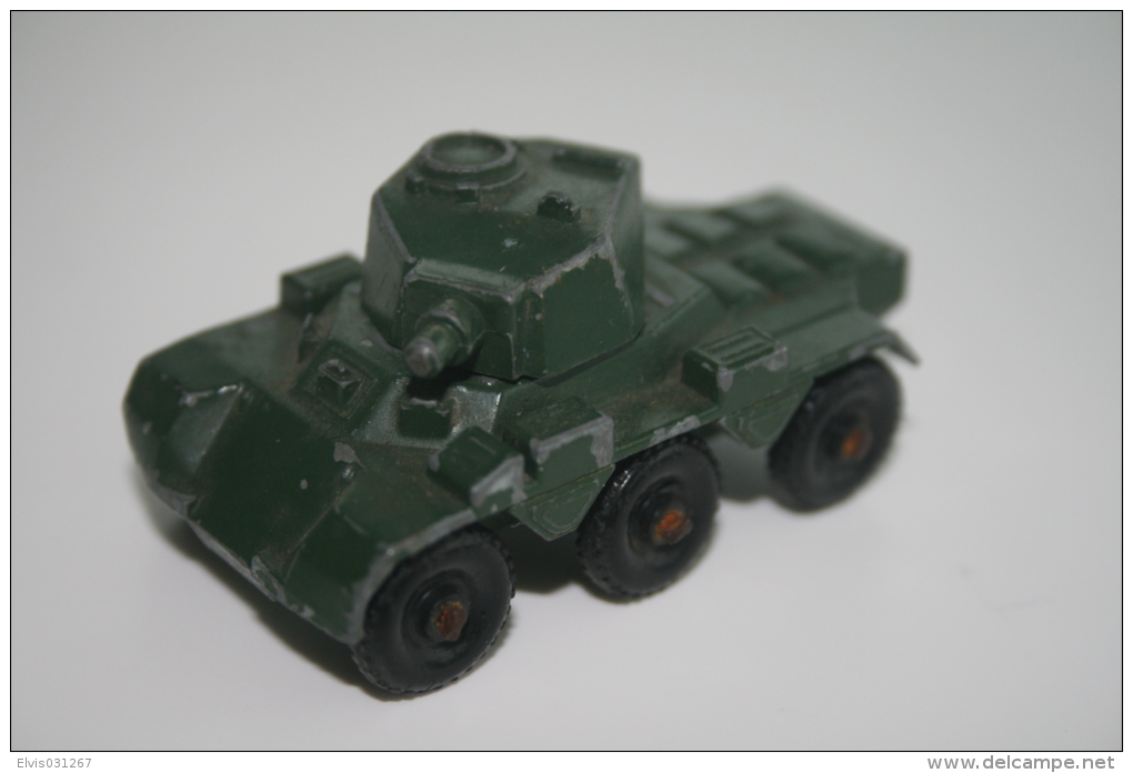 Matchbox Lesney 67A SALADIN ARMORED CAR, Regular Wheels, Issued 1959, Scale 1/64 - Matchbox