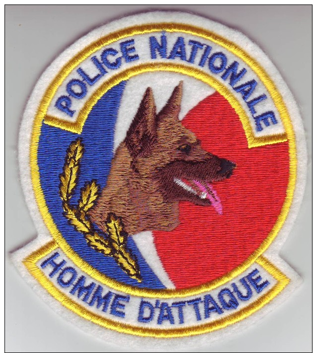 Ecusson Police Nationale   HOMME D´ATTAQUE - Police & Gendarmerie