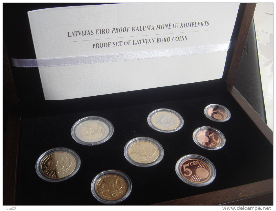 Latvia Lettland Official  !!!!  Proof !!!   Coin Set All Coins 2014 Year 1 Cent - 2 Euro In Wooden Box - Latvia