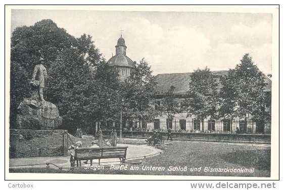 Siegen, Partie Am Unteren Schloss Und Bismarckdenkmal - Siegen