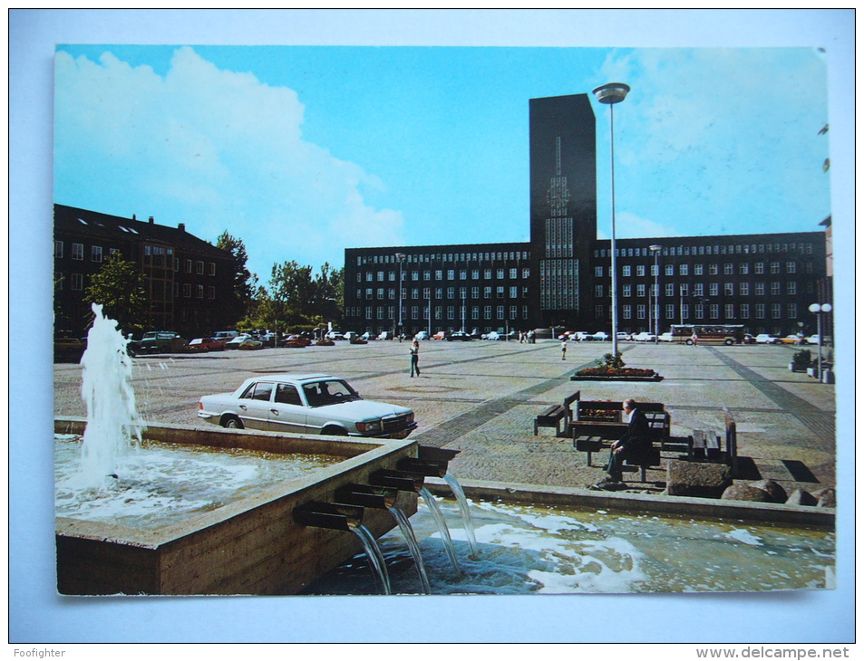 Germany: Wilhelmshaven - Am Rathaus - Alte Auto Mercedes W116, Die Fontäne - Old Car, Fountain - 1970s Unused - Wilhelmshaven