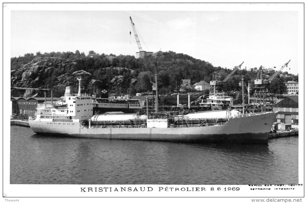 ¤¤  -  Carte Photo Du Pétrolier " KRISTIANSAUD " En 1969  -  ¤¤ - Pétroliers