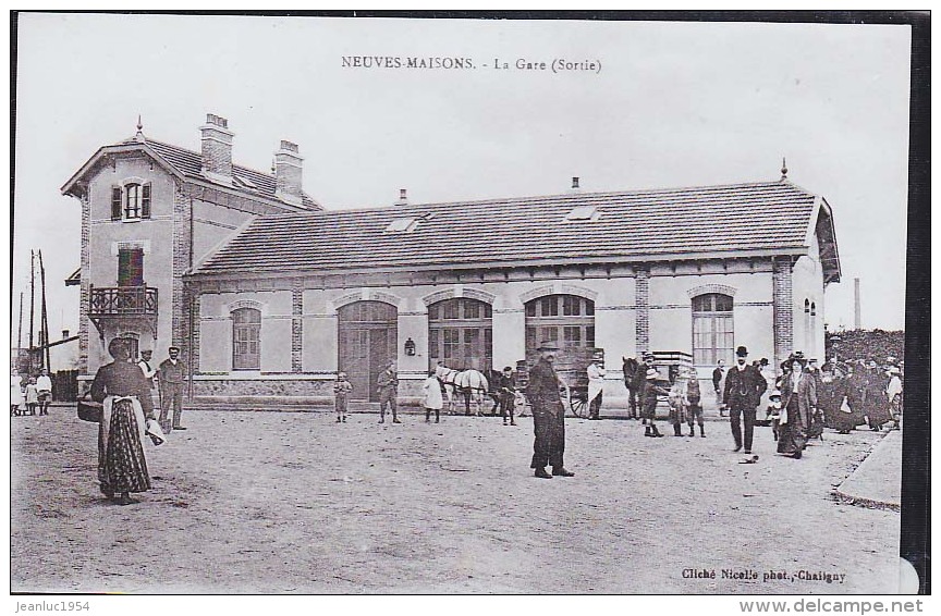 NEUVES MAISONS  LA GARE - Neuves Maisons