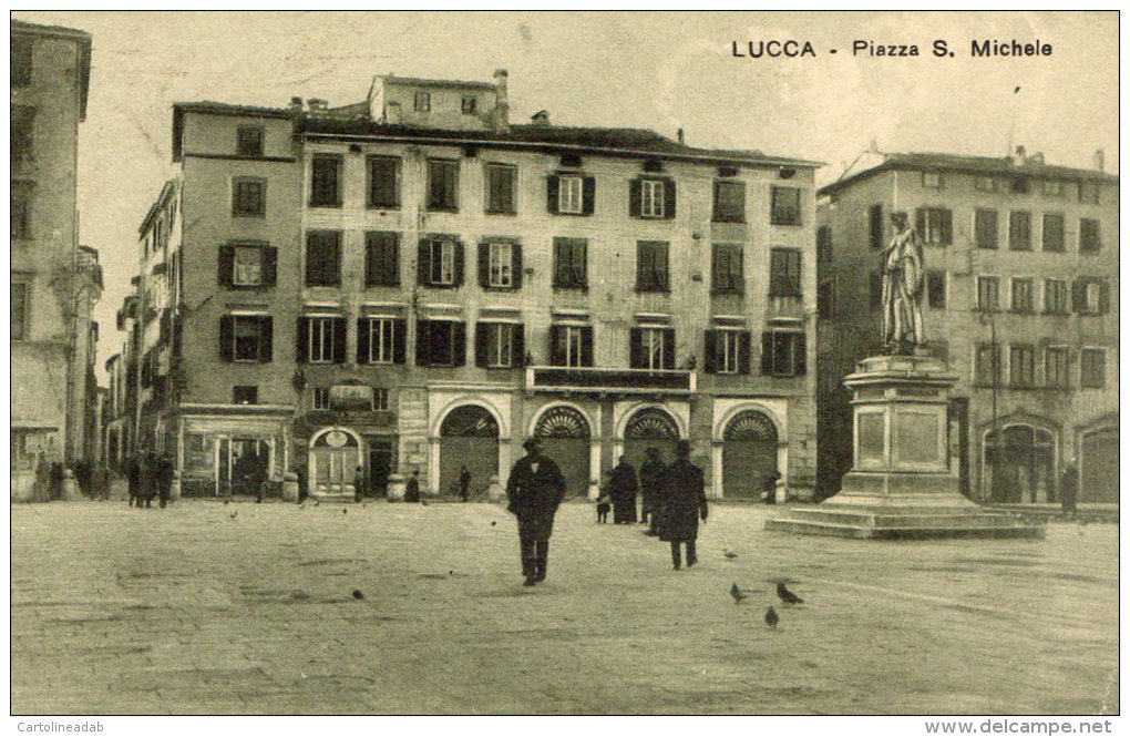 [DC6747] LUCCA - PIAZZA S. MICHELE - Viaggiata 1926 - Old Postcard - Lucca