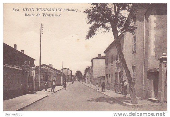 69 - Vénissieux - Route De Vénissieux (animée) - Vénissieux