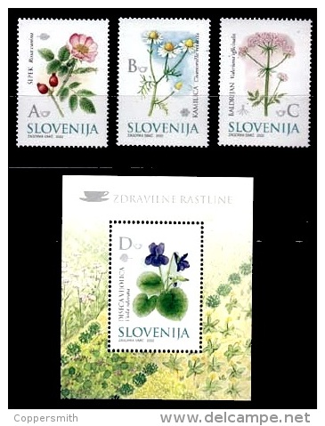 (60-61) Slovenia / Slovenie / Slowenien  Flora / Plants / Flowers / Fleurs / Blumen   ** / Mnh  Michel 396-98 + BL 14 - Slovenia