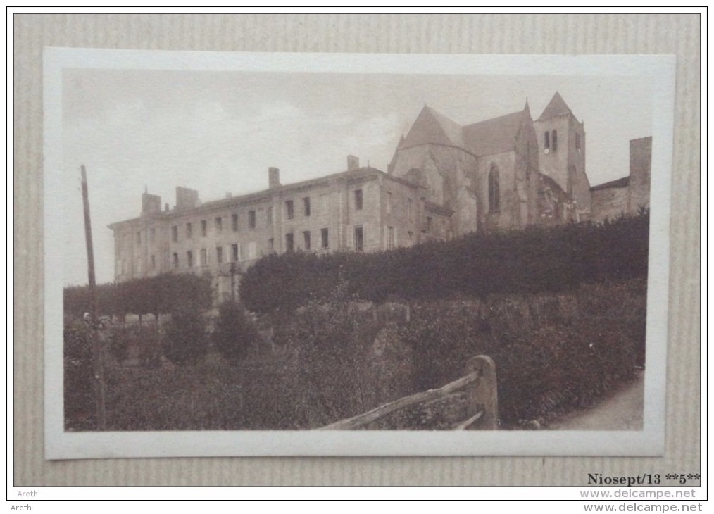 79 - CELLES - L´EGLISE ET L´ABBAYE NOTRE DAME - Façade De L´Abbaye, Vue Des Jardins - Celles-sur-Belle