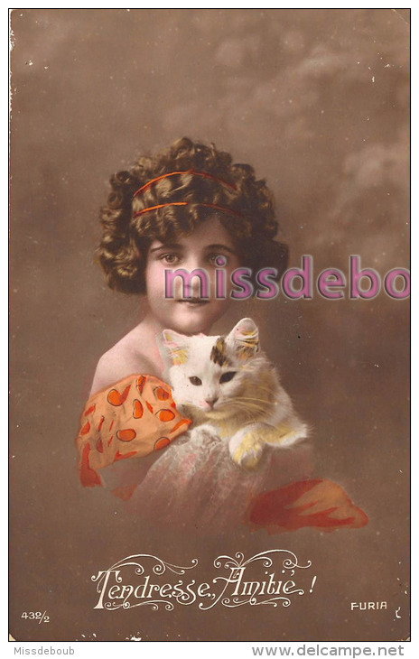 Jolie Fillette Avec Un Petit Chat - Tendresse Amitié - 1916 - Attractive Girl With A Small Cat -  Tenderness Friendship - Portraits